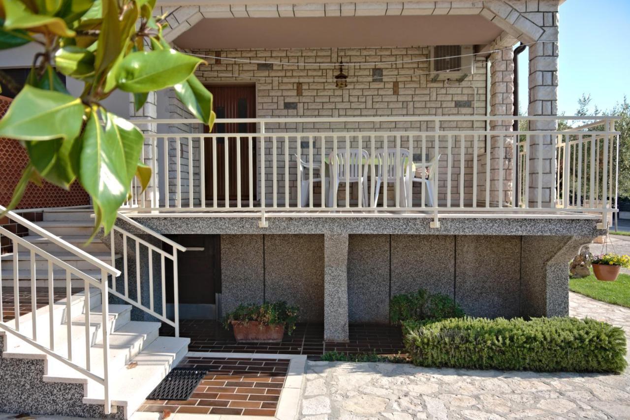 Apartments Vili Umag Extérieur photo